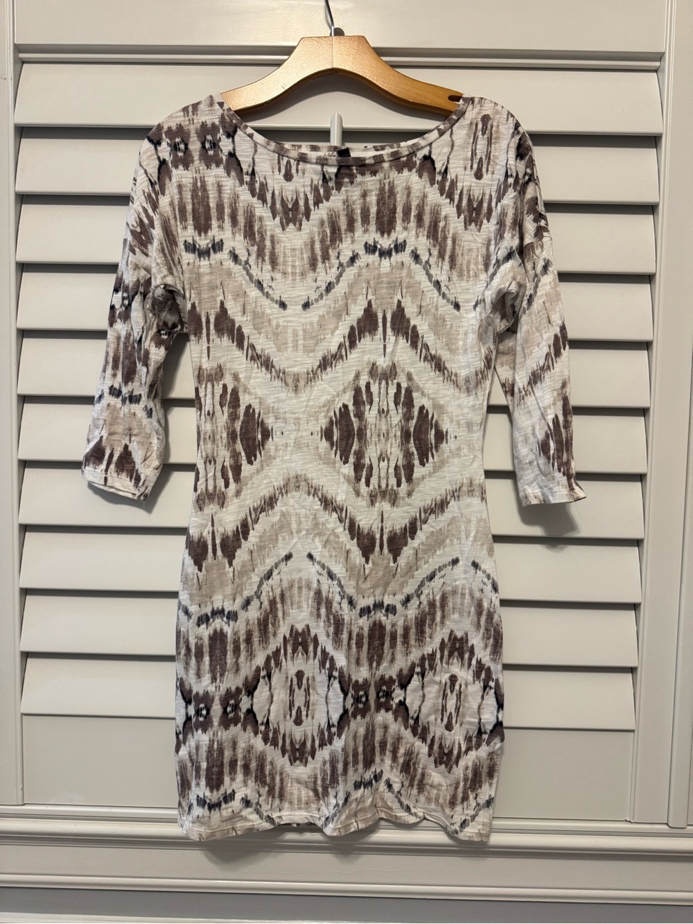 Express Brown and White Ikat-Print Long Sleeve Shift Dress